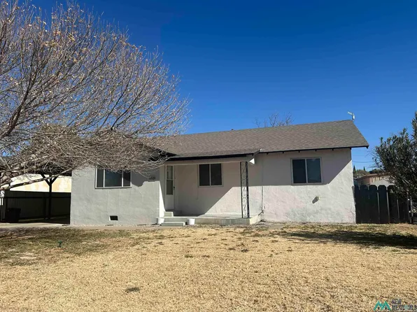 310 N 3rd St, Carlsbad, NM 88220