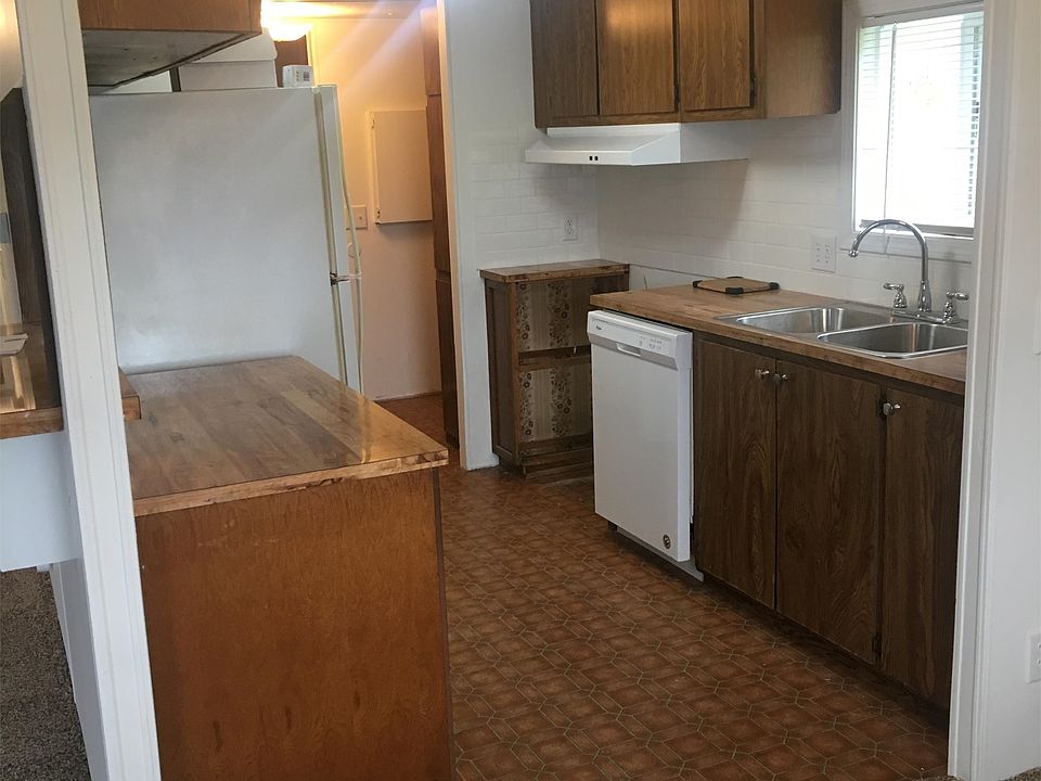 2nd image of 3763 SE Arcadia Rd