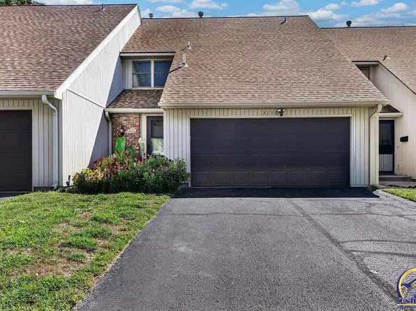 3110 SW Randolph Ave, Topeka, KS 66611