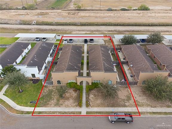 4th image of 315 Baltic Ave