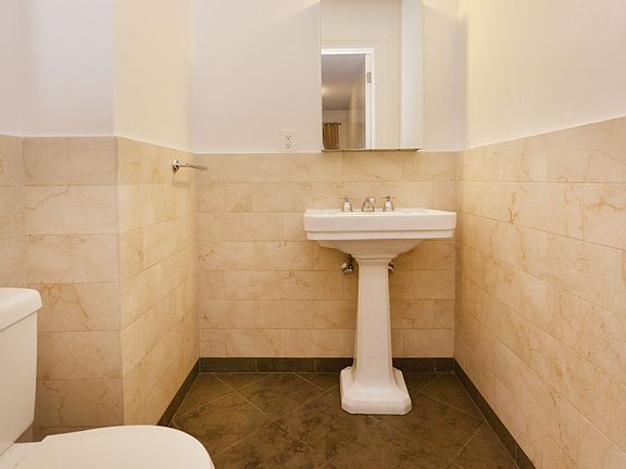 5th image of 115 W 57th St #Penthouse 6