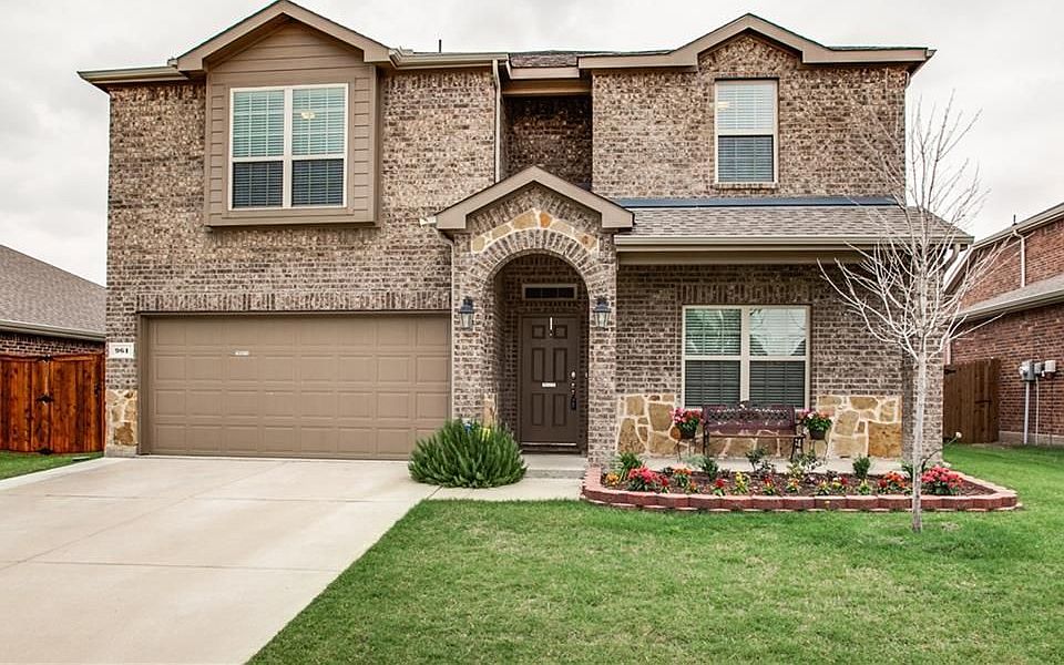 1st image of 961 English Ivy Dr