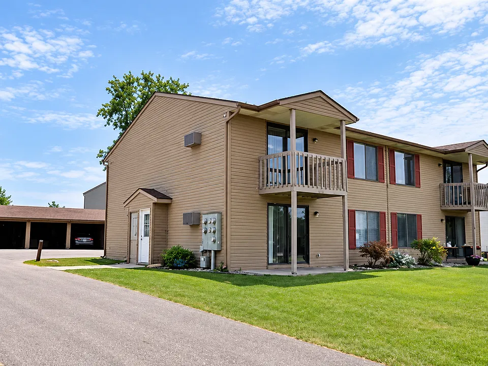 348 Stratford Way
