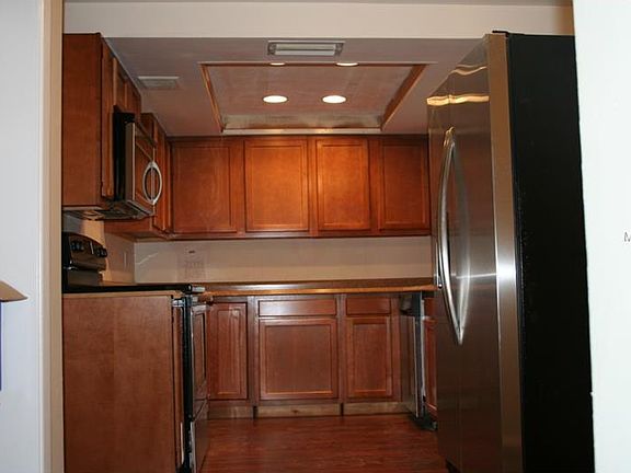 2nd image of 5247 Skyland Dr