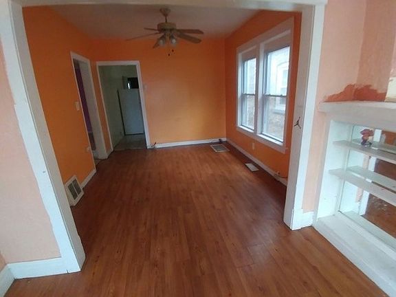5th image of 934 N Homan Ave