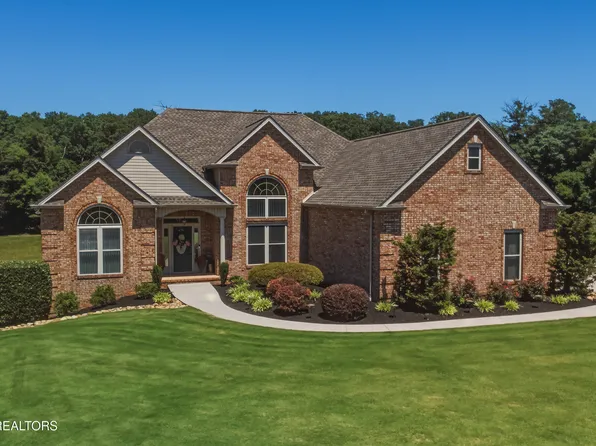 2223 Summerfield Ln, Sevierville, TN 37876