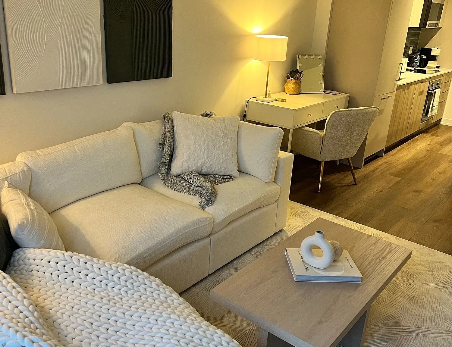 1 bed, $2,500 — Photo 1