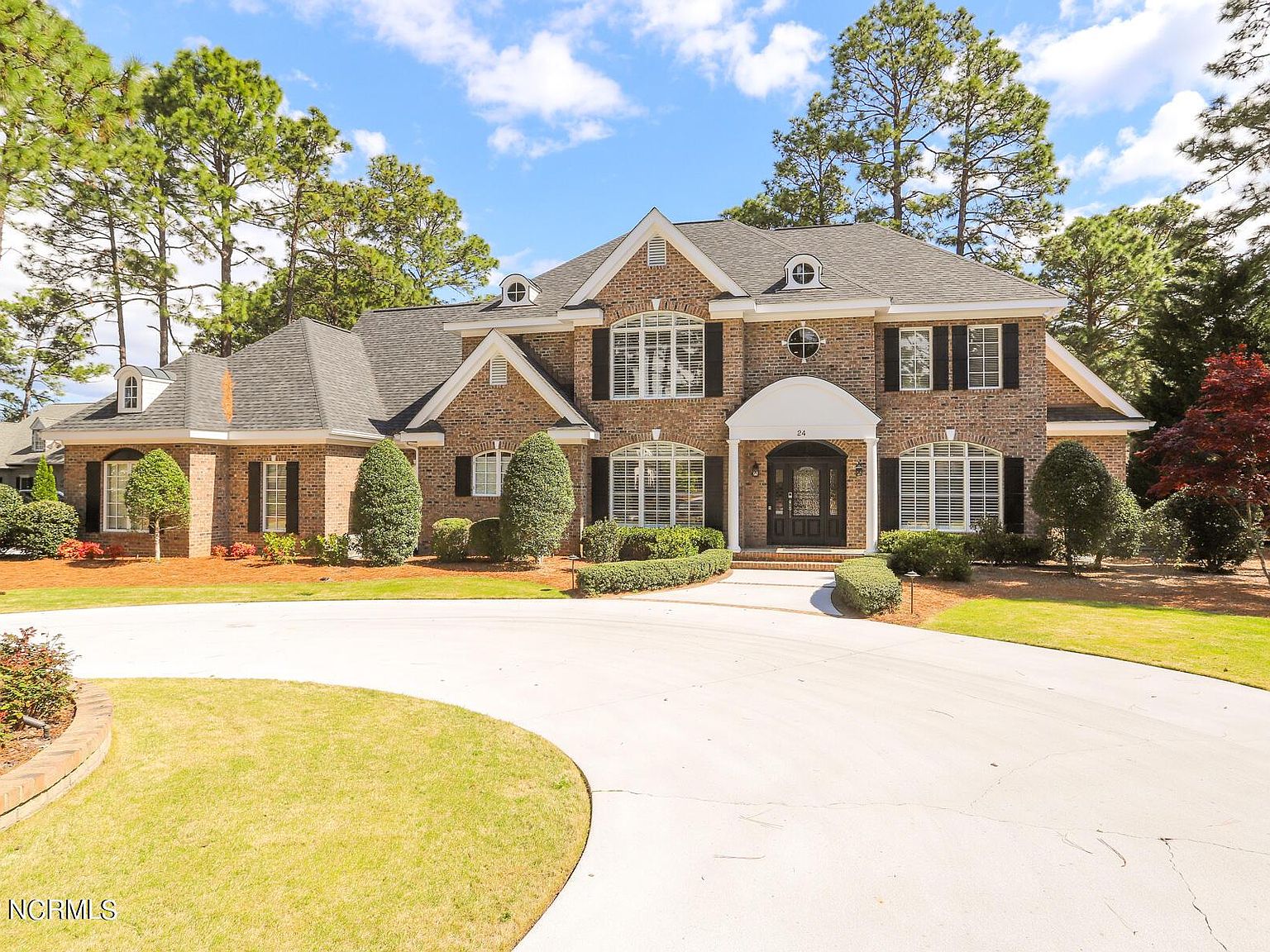 24 Royal County Down, Pinehurst, NC 28374 | Zillow