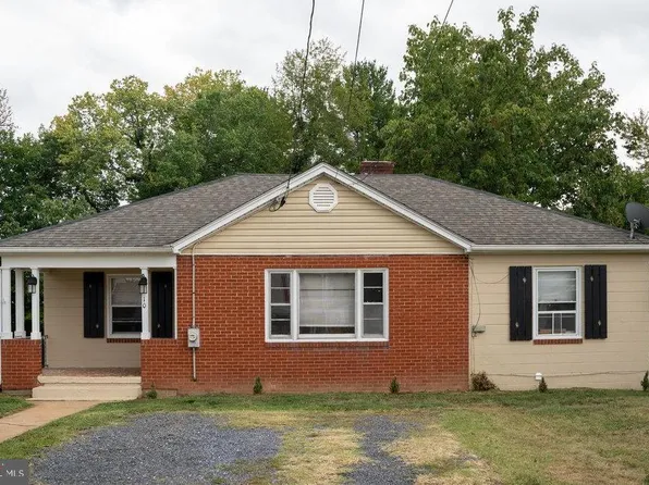 10 Oflinn St, Luray, VA 22835