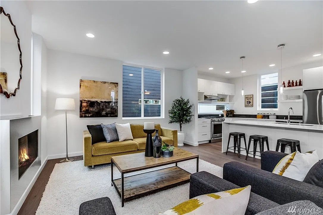 4 bed, 1965 sqft, $4,500 — Photo 3