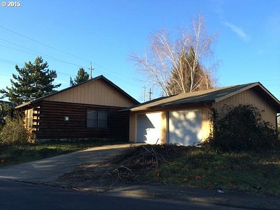 4th image of 320 NW Cornelius Pass Rd