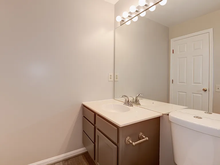 11205 Rienzi Pl #202 — Photo 33