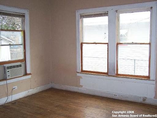 5th image of 927 SACRAMENTO ST