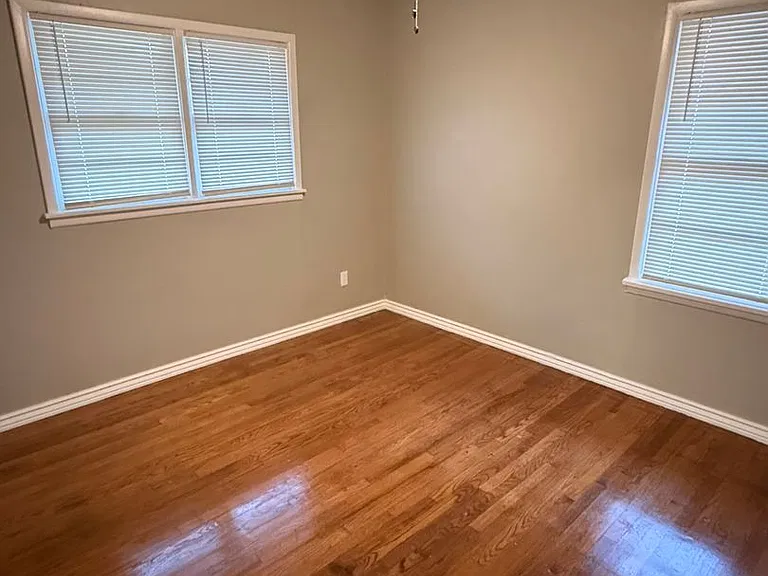 5609 S Rockwood Ave — Photo 11