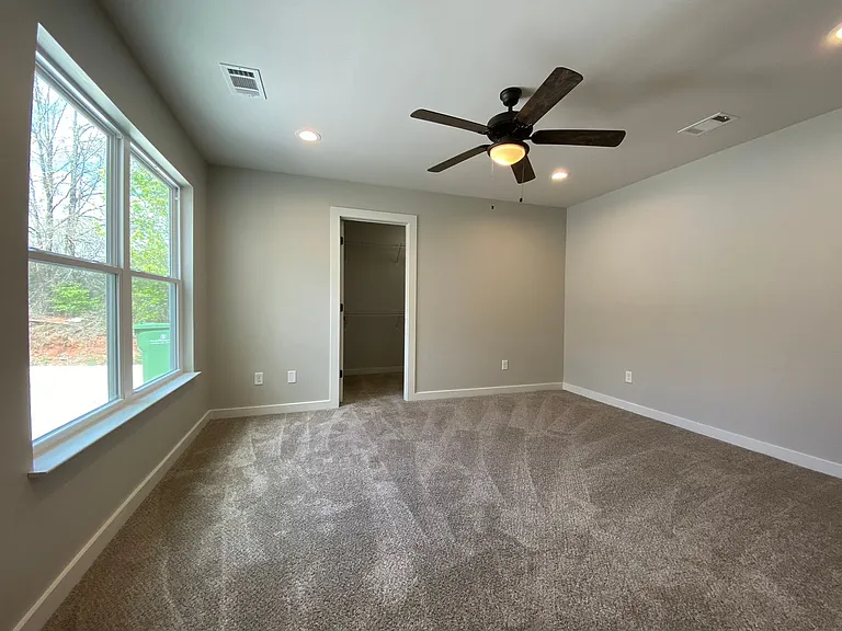 6228 Burbank Crossing Loop — Photo 21