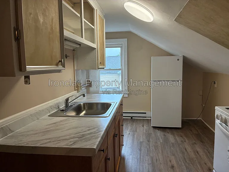 192 Liberty St #3 — Photo 2