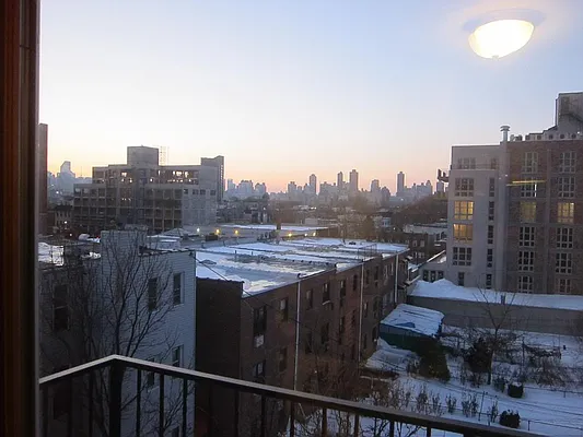 Rented by Realty 2000 Corp | media 113