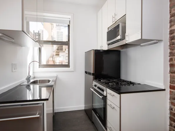 68 Thompson Street image 3 of 9