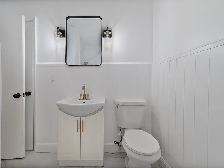 3610 Clemwood Dr — Photo 15