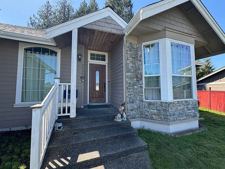 5426 Ocean Mist Loop — Photo 2