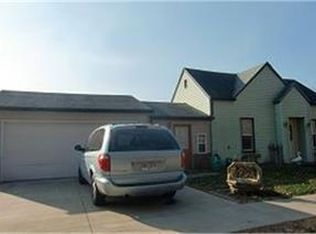 2006 Hershey Ave, Muscatine, IA 52761