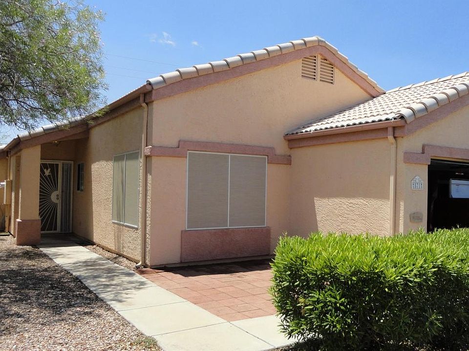 1st image of 571 W Sierra Vista Dr
