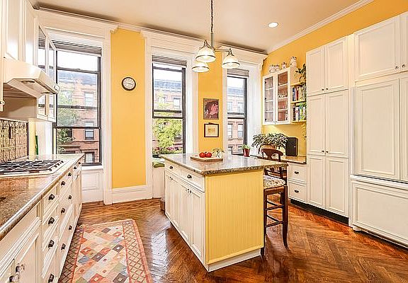 5th image of 131 W 130th St APT 3