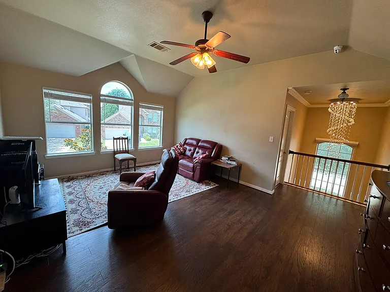 814 Honey Hill Dr — Photo 13