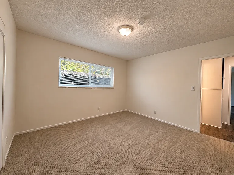 1644 Electric Ave #1 — Photo 7