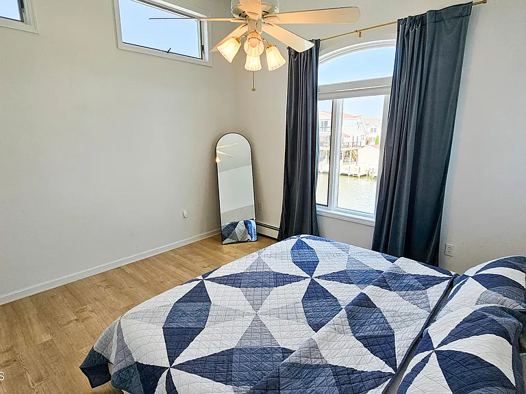 1386 Paul Blvd — Photo 27