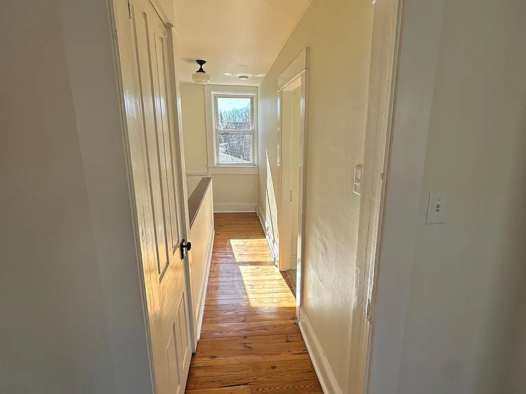 344 W Orange St #5 — Photo 5