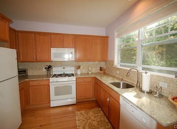 New Hardwood Floors!