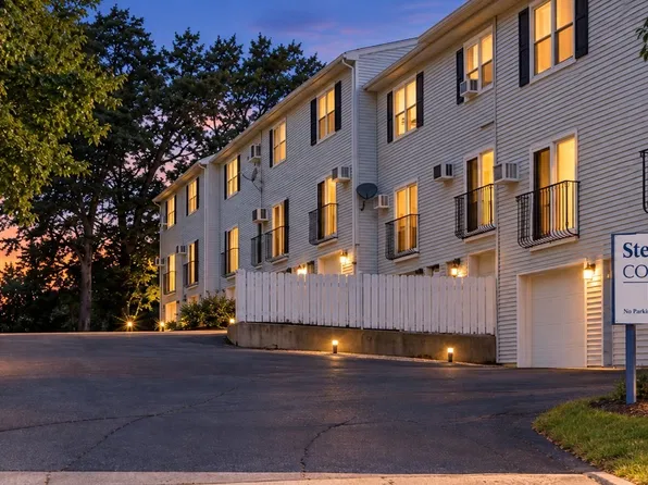 25 Gediminas St #25, Worcester, MA 01610