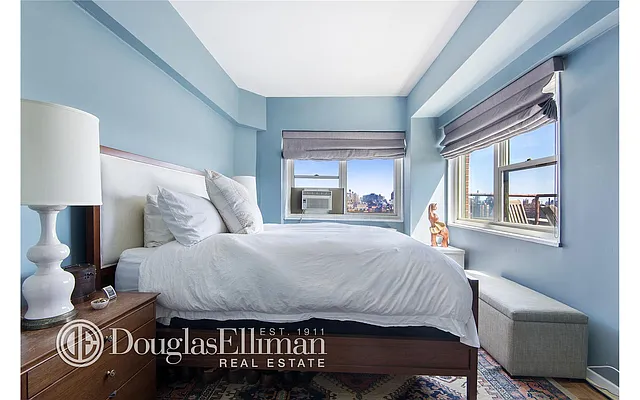 Sold by Douglas Elliman | media 7