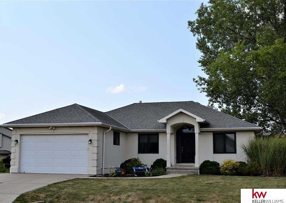 1st image of 1152 Beaver Lake Blvd