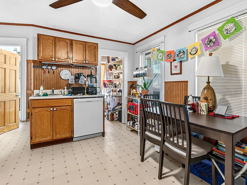 12 Johnson Ave #1