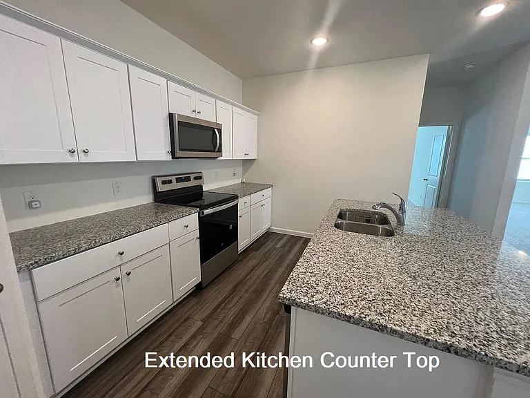 212 Savannah Way — Photo 12