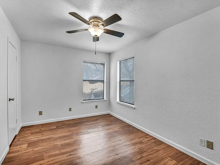 Upstairs Bedroom 3
