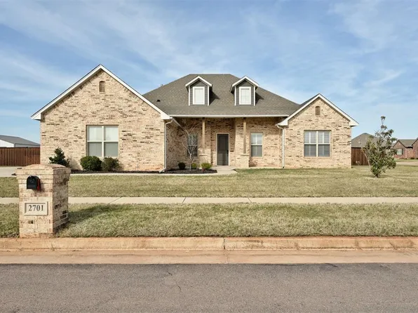 2701 Palio Run Dr, Yukon, OK 73099