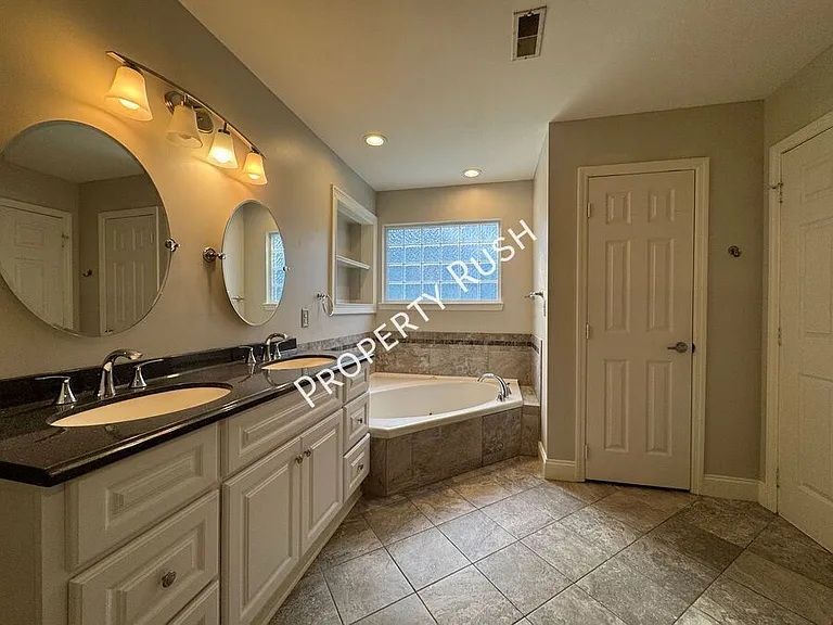196 Blue Heron Dr — Photo 28
