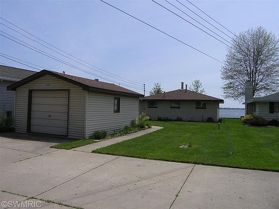 5th image of 2244 Parker Dr