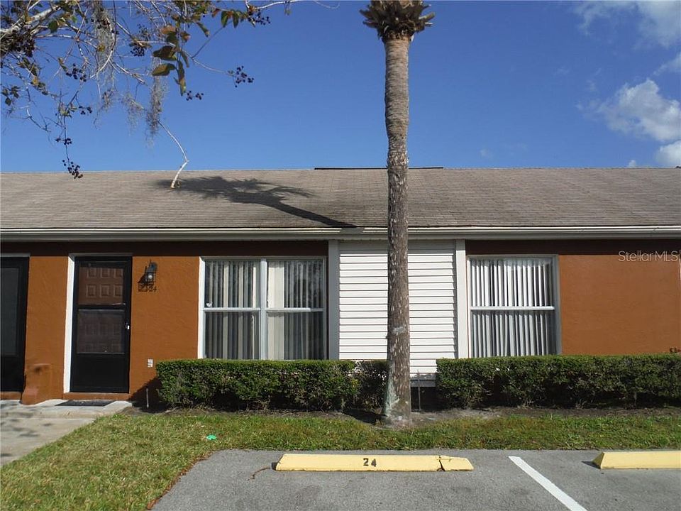 1st image of 24 W Country Cove Way
