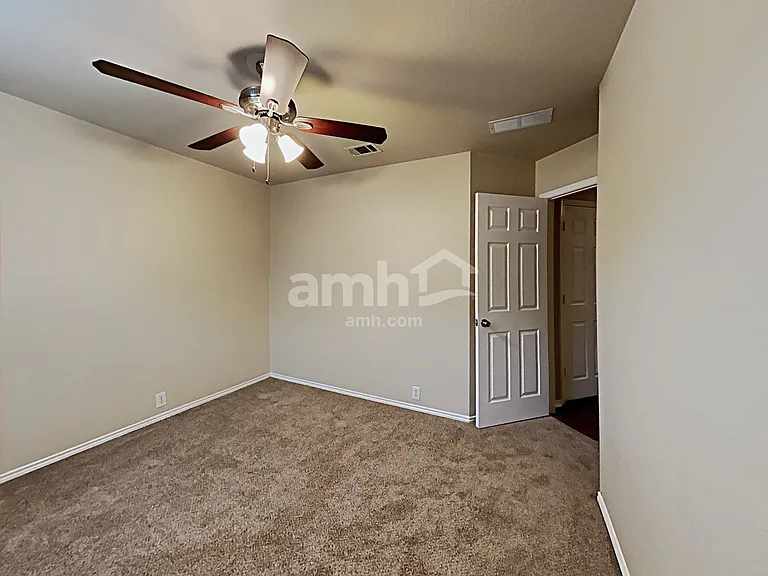 3002 Marigold Dr — Photo 17