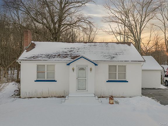 3rd image of 5003 Searsville Road