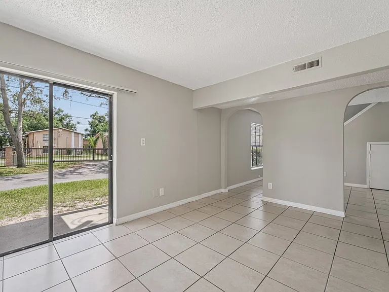 Del Rio Apartment Homes — Photo 34