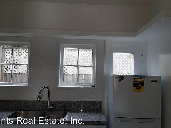 5th image of 1301 28th St APT 2