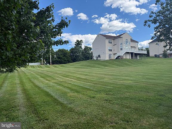 4th image of 4996 Ilchester Rd