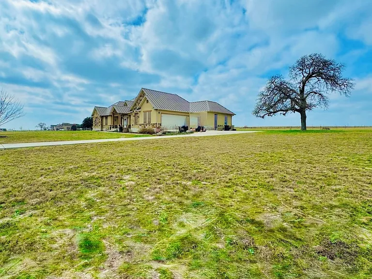 112 Scenic Hills Dr — Photo 3