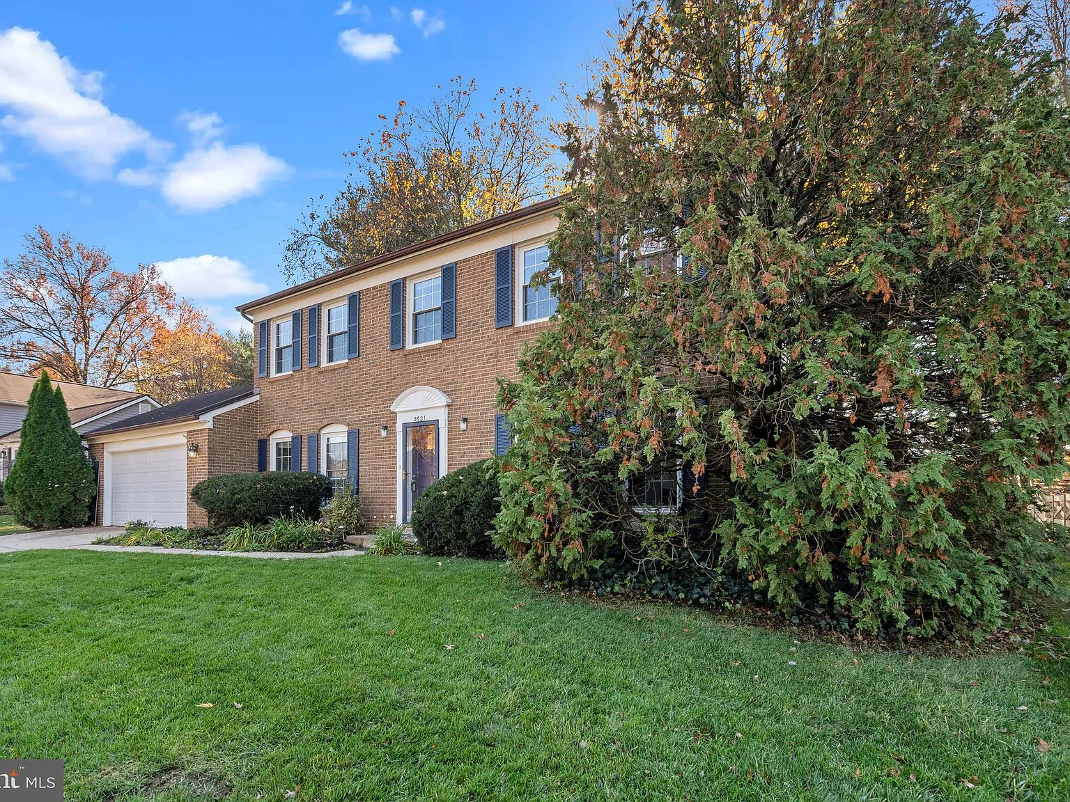 4 bed, 2.5 bath, 1836 sqft, $3,595 — Photo 3