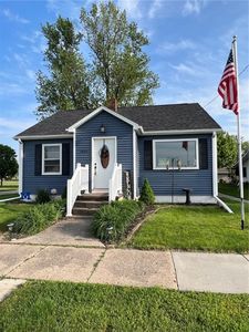 1004 2nd St, Sully, IA, 50251
